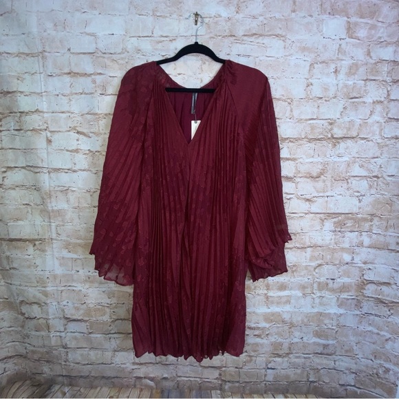 Anthropologie Toulon Pleated Mini Dress in Plum Size Small NEW - Picture 3 of 8